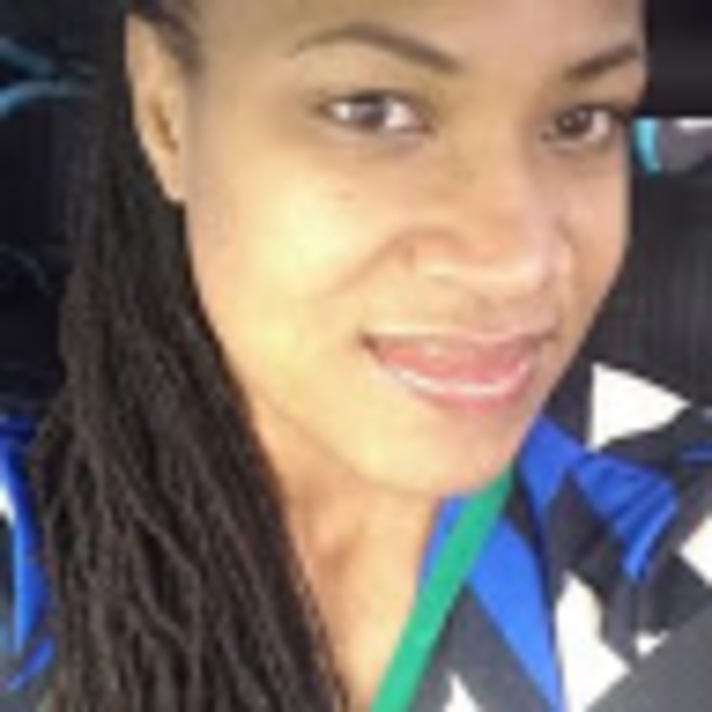 Meet your Posher, Alicia